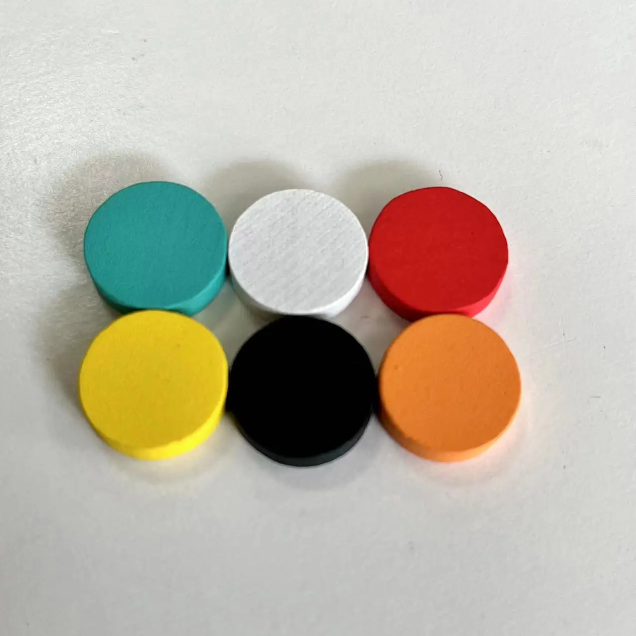 Custom Wooden Meeples for game wholesale gold/silver color for wooden tokens