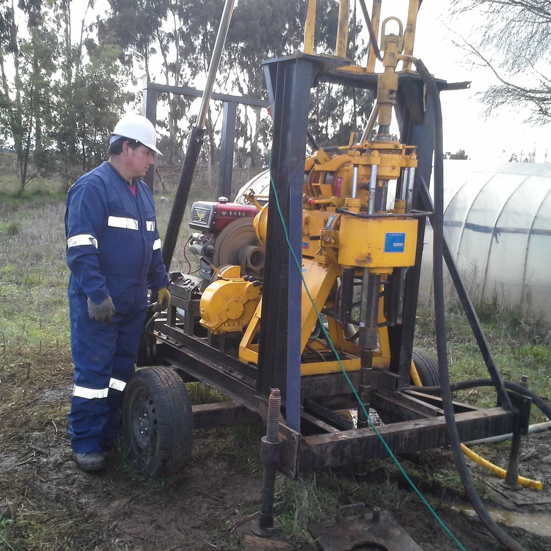 XY-200F hydraulic borehole drilling machine price, geophysical equipment