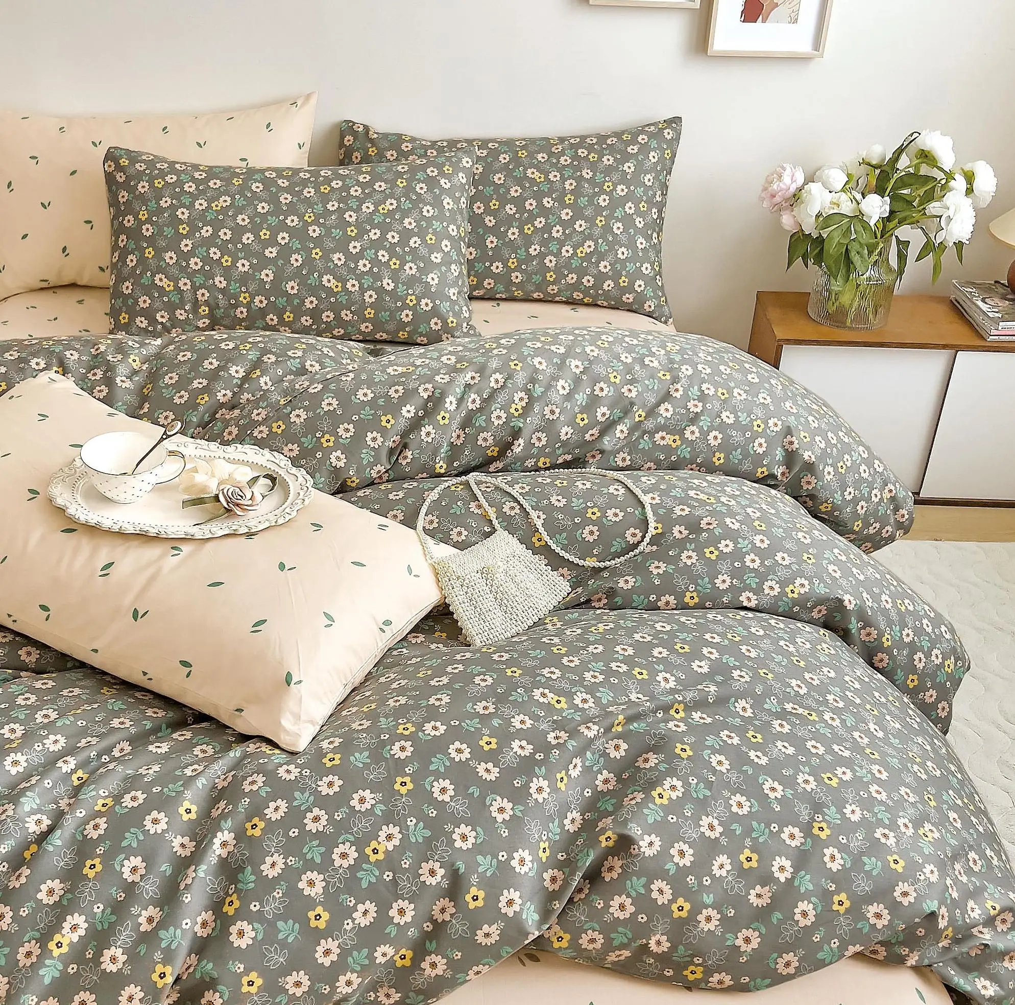 Roll packing 2.35m width printed cotton cloth for bedding