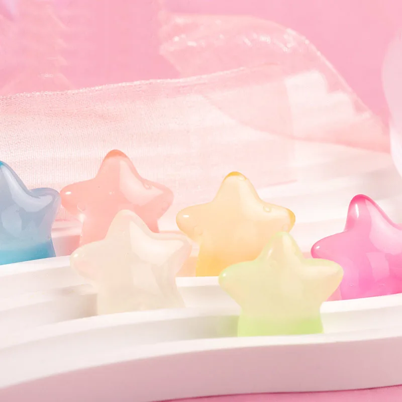 Wholesale Cute Fluorescence Star Heart Resin Pendant Charms For home decoration Girls Jewelry Making