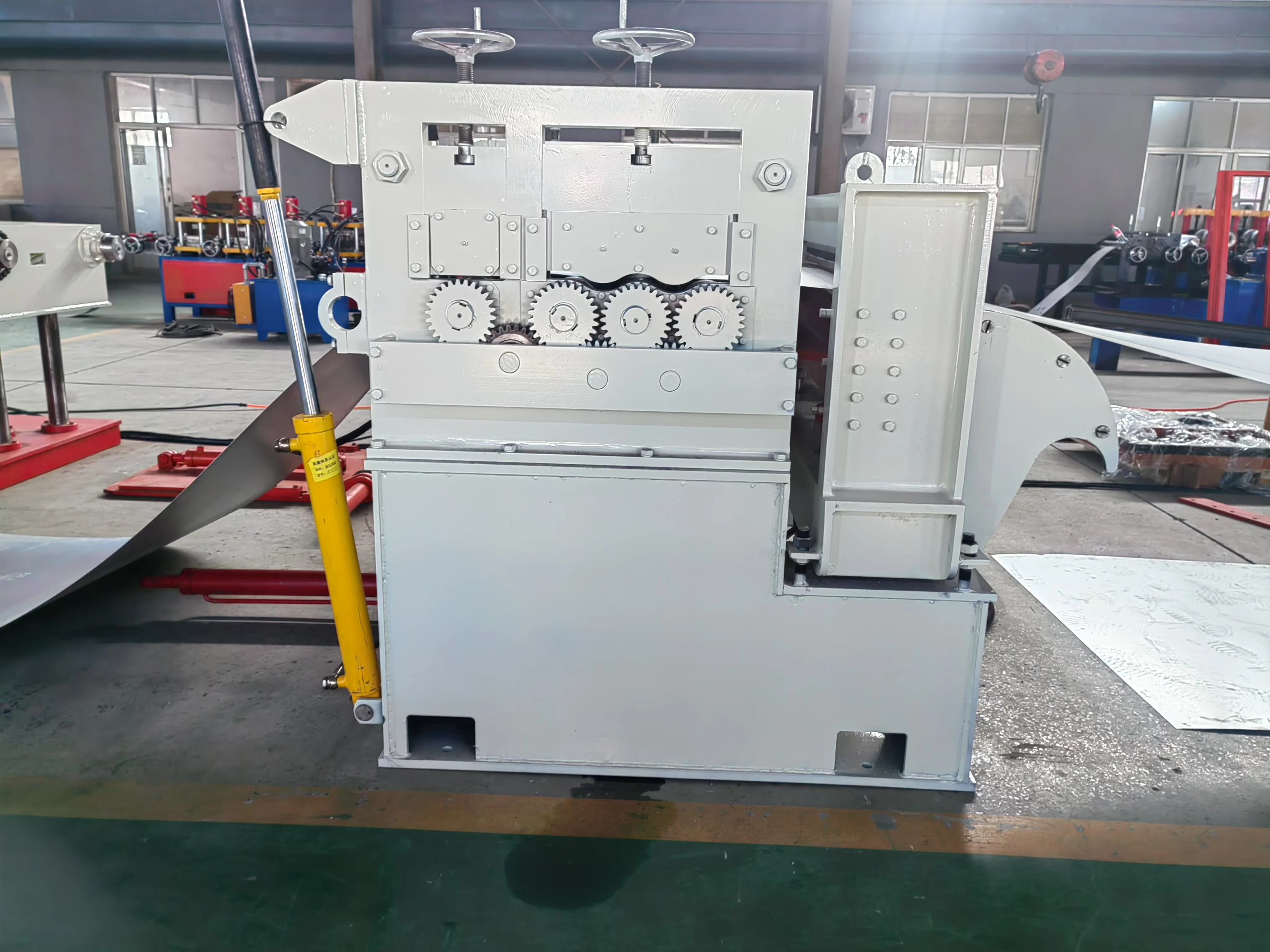 High-Speed Construction Material Slitting Line Efficient Machinery for Processing