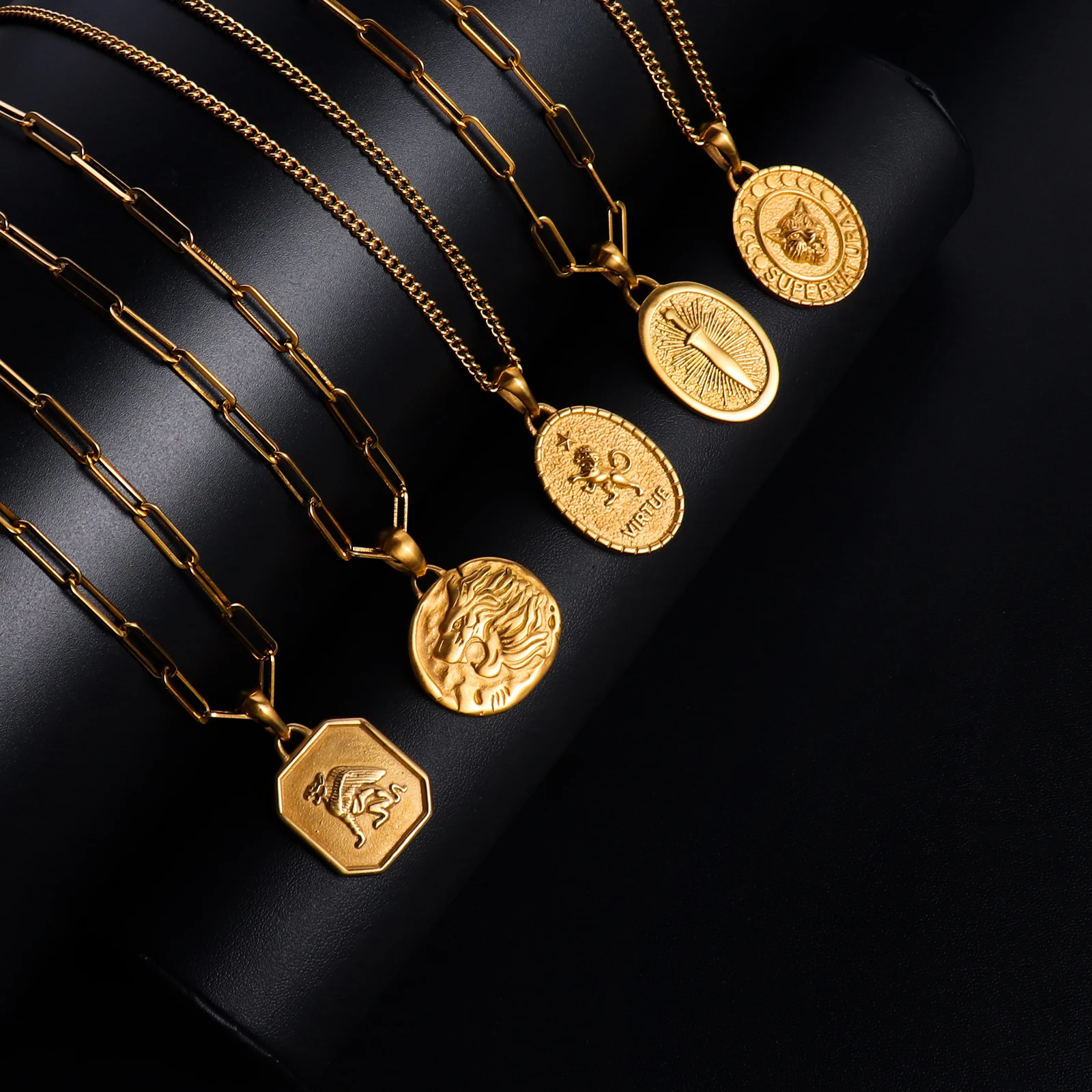 New Custom Fashion Fine Jewelry Medallion Compass Stainless Steel Coin 18K Gold Plated Gold Pendant Necklaces For Mens