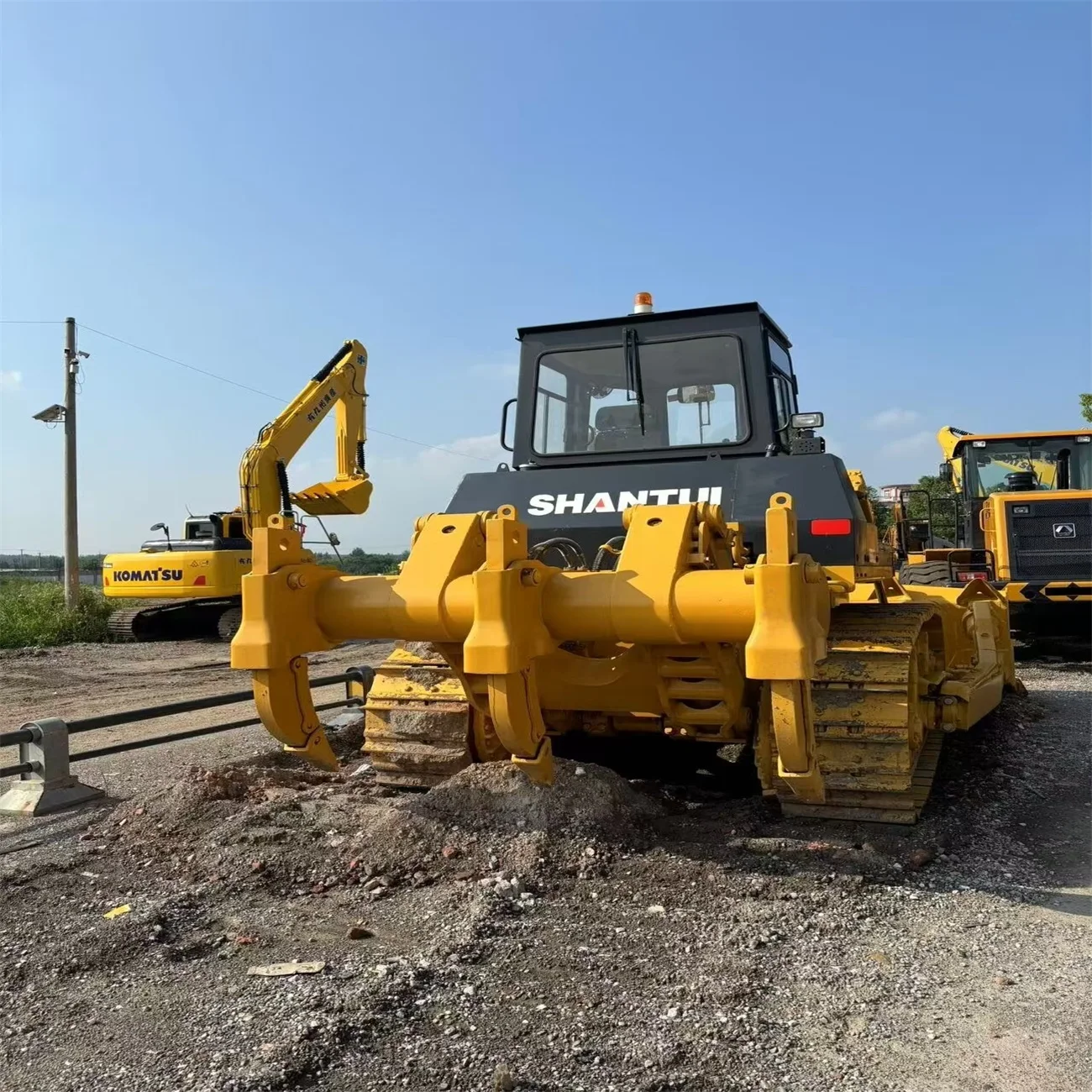 Quality Assurance  162kW Mountain Push Sd22 Bulldozer Bull Dozer Used Bulldozers for Sale