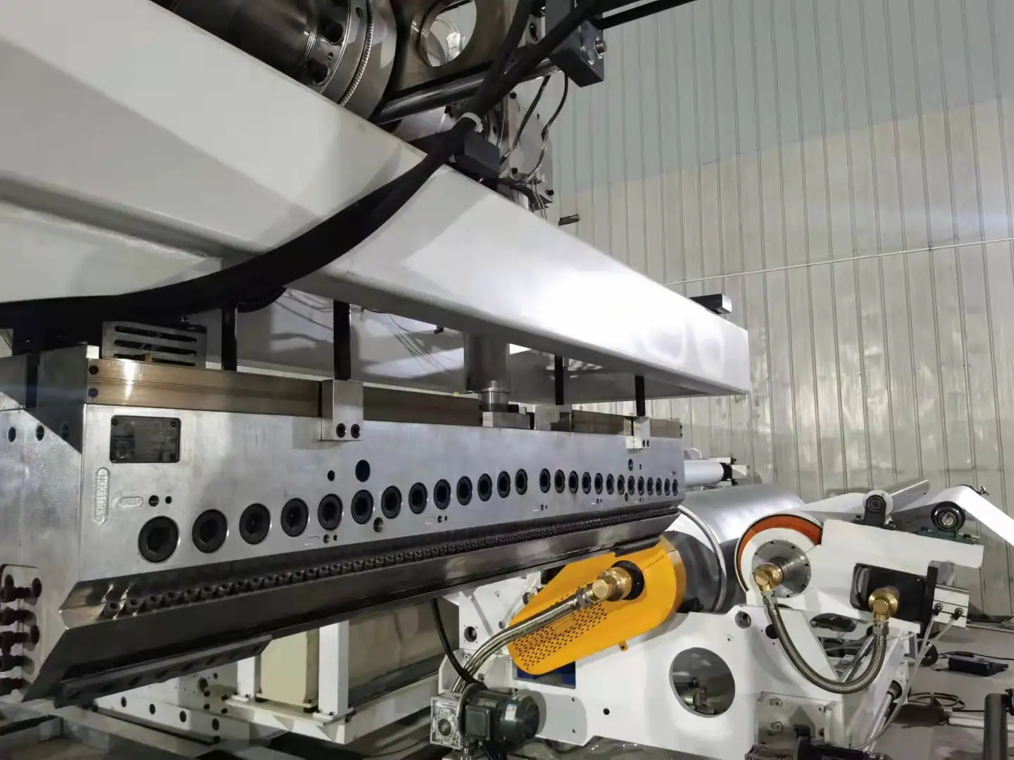 Cast Film Extrusion Line Coating Lamination Plant Tpu Casting Extrusion Machine