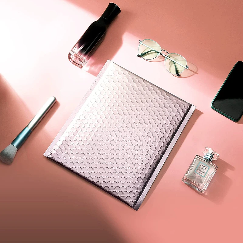 Custom Design Low MOQ Envelopes Padded Bubble Mailing Bags Rose Gold Bubble Poly Bag Nude Wrap Packaging Shopping Mailing Bag