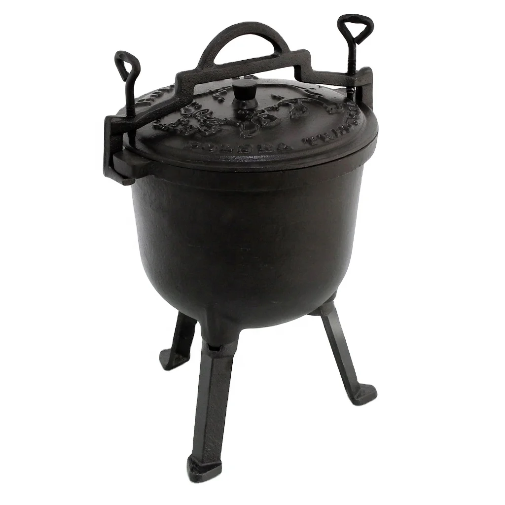 outdoor enameled cast iron caudron hunting meat Poland tradycja pot with three legs