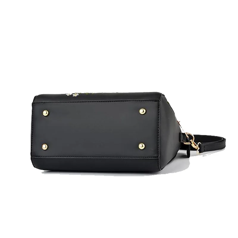 2022 big fashion shoulder ladies blue floral embroidery designs leather womens hand bags