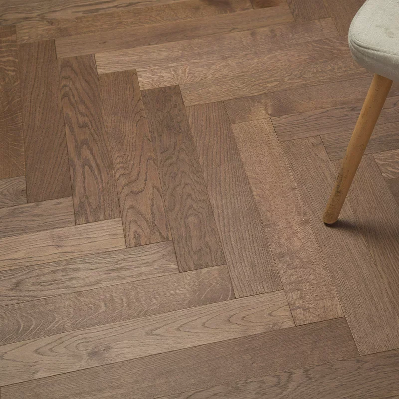 Japanese Herringbone Parquet White Oak 3-layer Solid Wood Flooring Household Lock Retro Simple Chevron Composite Wooden Floor