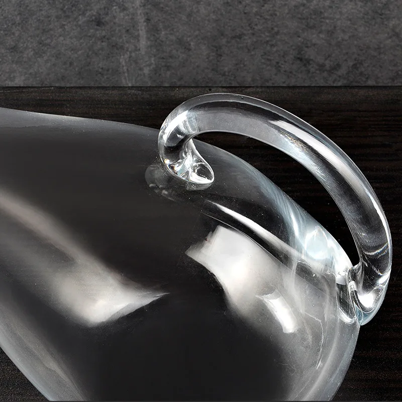 1600ml Lead-Free Glass Wine Decanter Hand Blown Crystal Glass Red Wine Carafe Wine Aerator