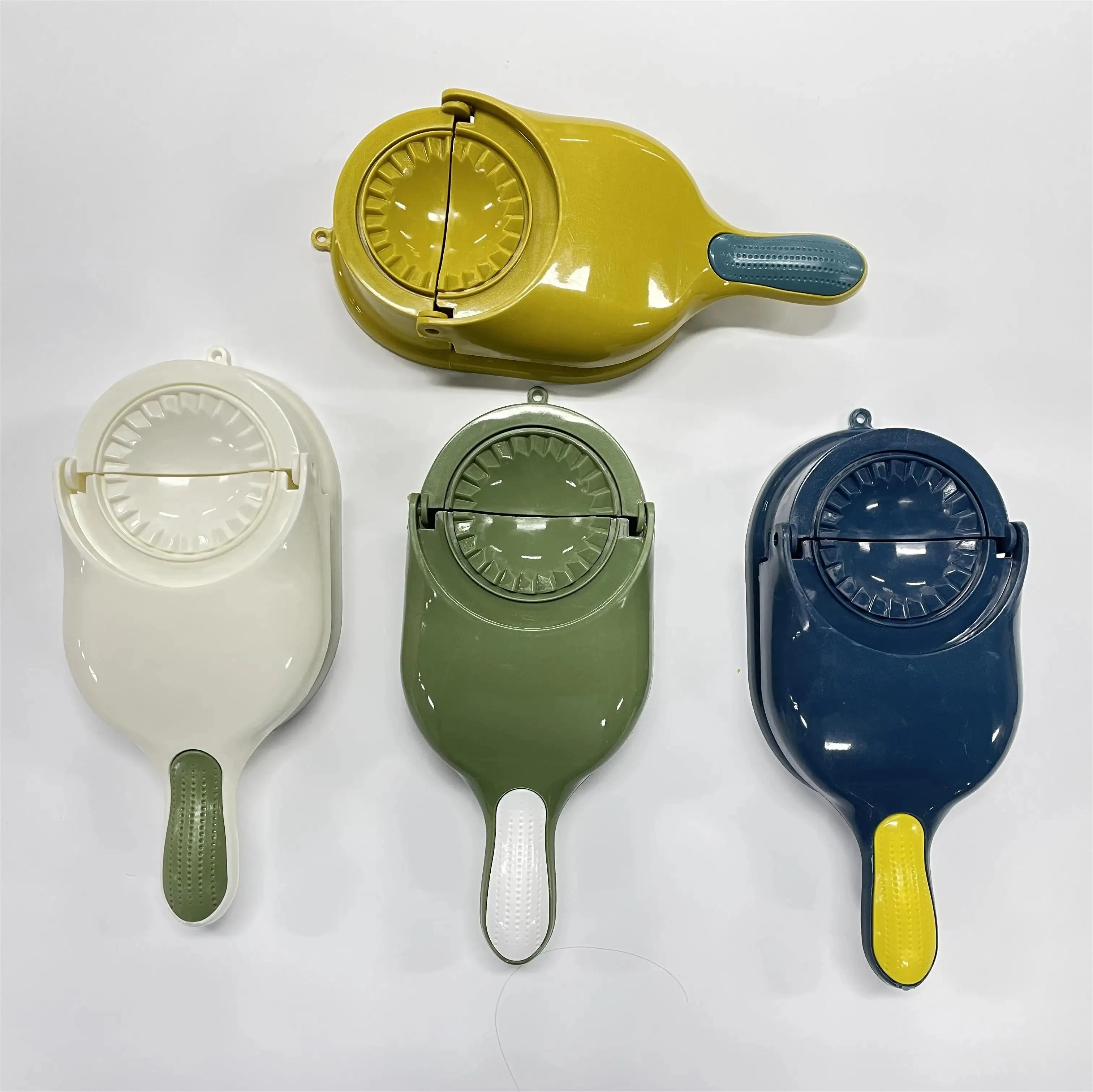 Popular Kitchen Dumpling Press Molds Baking Pastry Manual Artifact Kitchen Accessories 2 In 1 Dumpling Maker