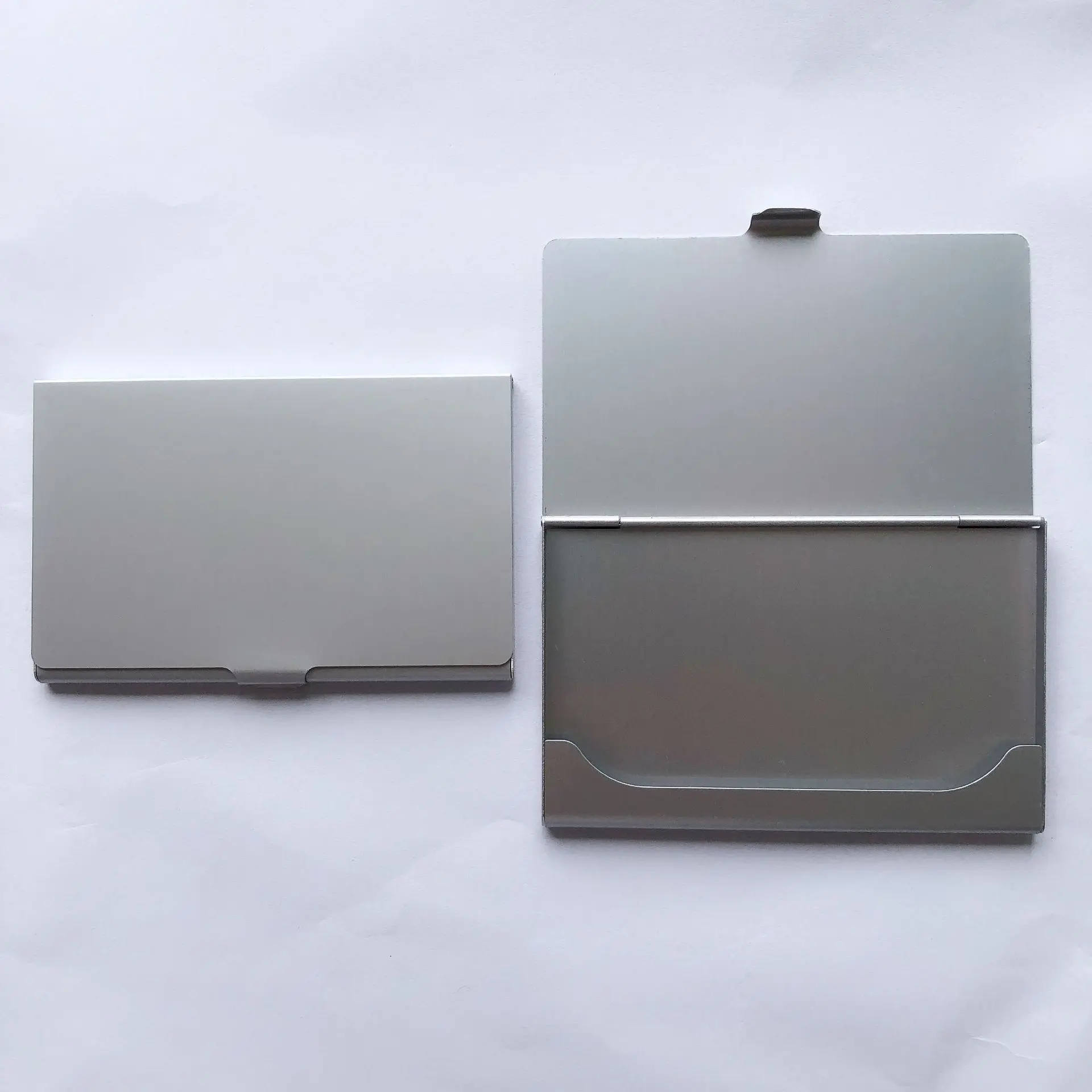 
Custom Wholesale Cheap Bulk Metal Aluminum Business Card Holder Case 