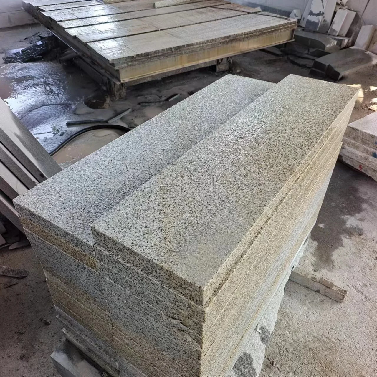 Factory Price Natural Flamed Polished China  Grey  Granite Stone Slabs Tiles Project Cut To Sizes