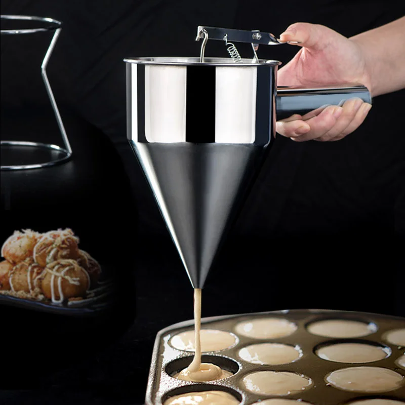 Takoyaki Balls Maker Funnel Dispenser Baking Tools Pizza Sauce Crepes Kitchen Bakery Gadget Pancake Batter Dispenser