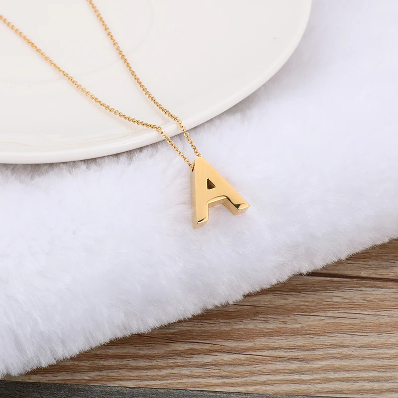 Kalen Customized Jewelry Silver 18k Gold Plated Women Charms Stainless Steel Alphabet Letter Initial Necklace Pendant