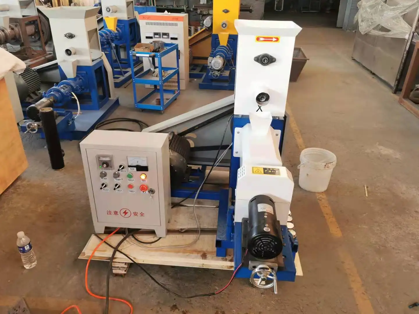 twin screw pet food extruder floating fish feed food processing extruder for fish food