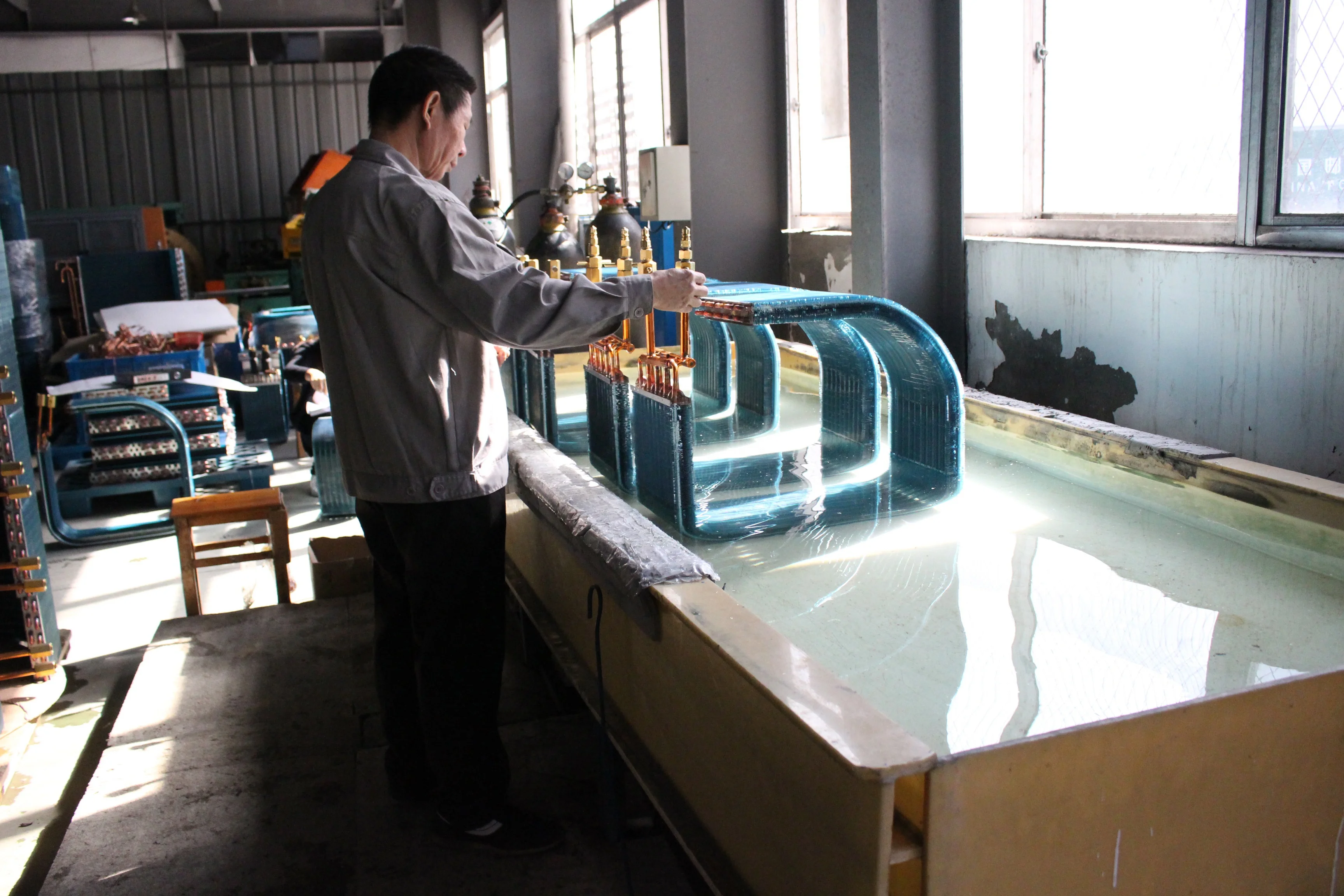 Cassette type chilled water fan coil unit