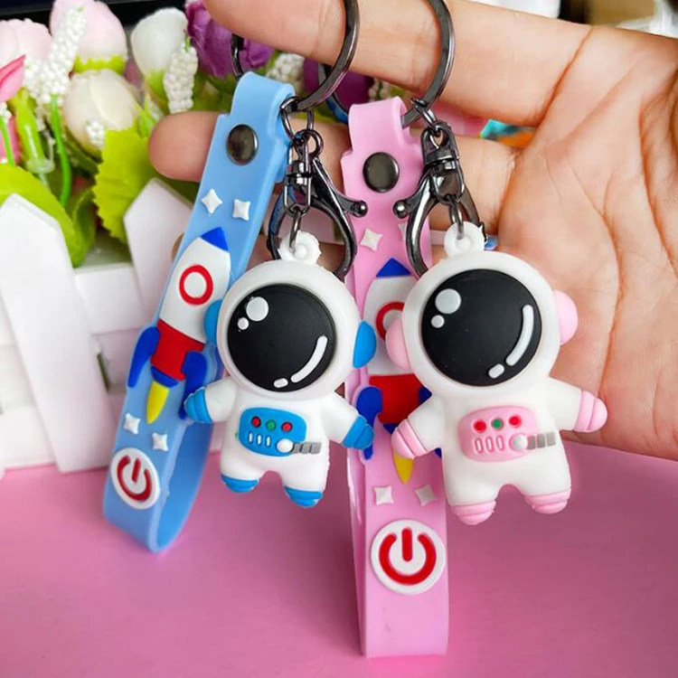 Wholesale acrylic keychain 3D Mini astronaut Keychain Key Chain Sandal Party Favors Key chains Cute EVA