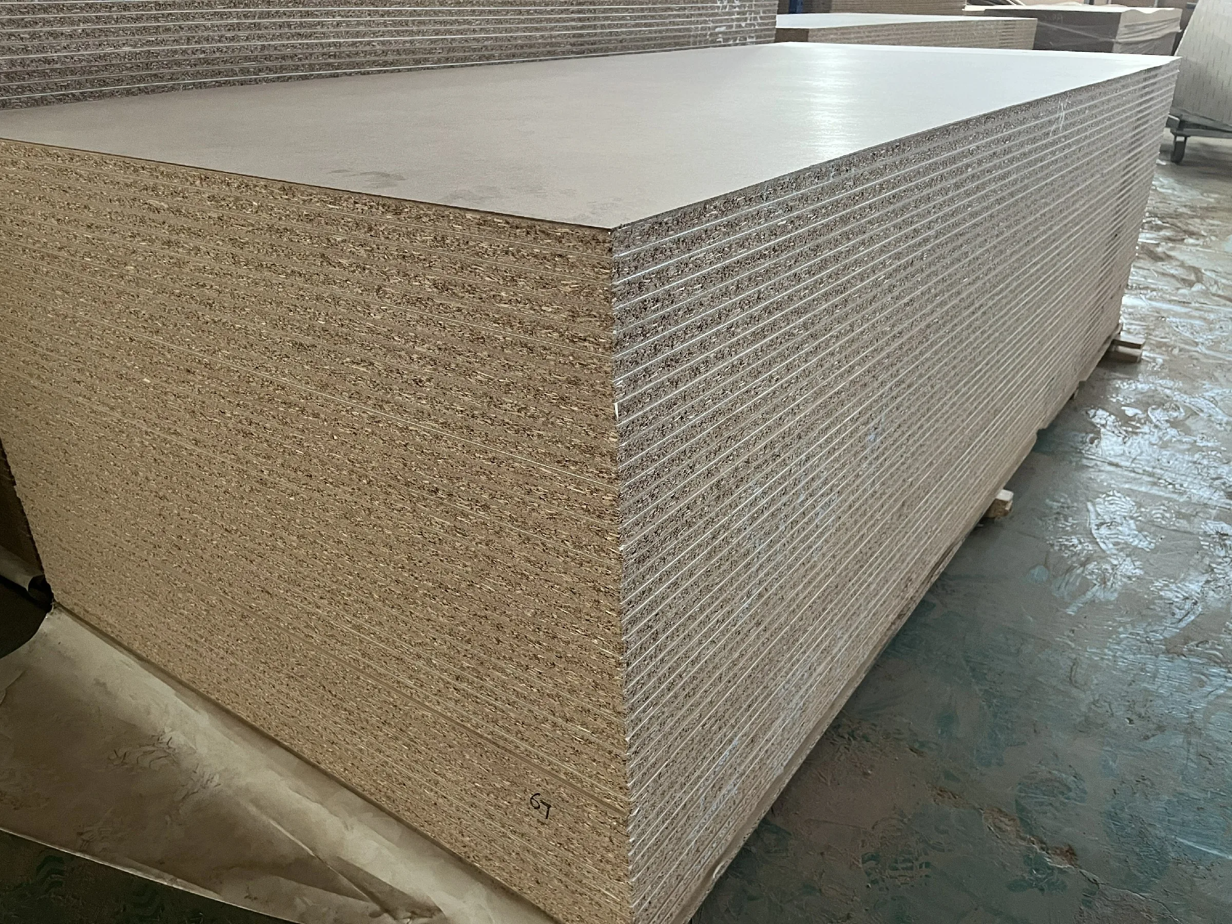 2024 Poplar waterproof plywood 1220*2440mm cheap OSB high quality board OSB prices OSB particle board