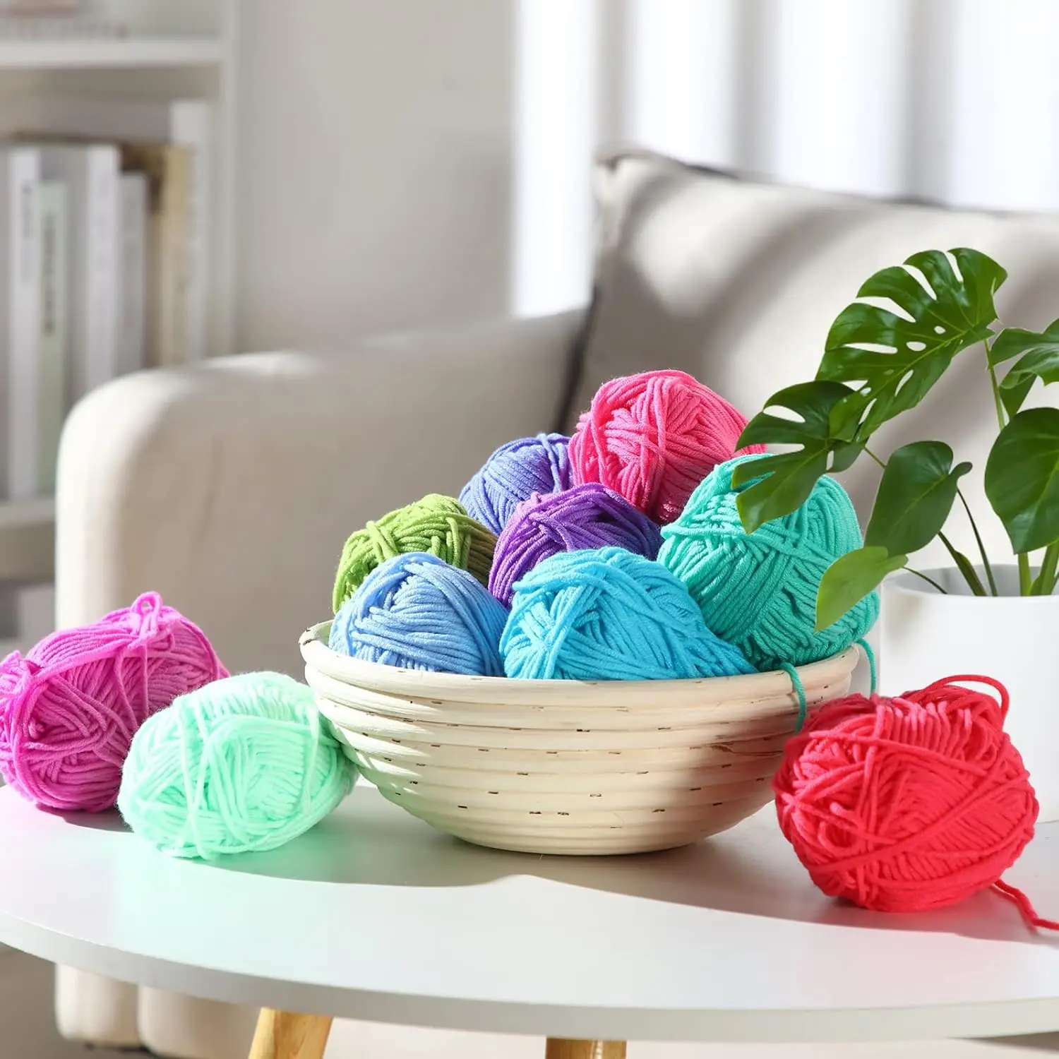 Wholesale 200g Yarn Cone 8ply Rugs And Carpet Tufting Acrylic Yarn For Tufting Gun