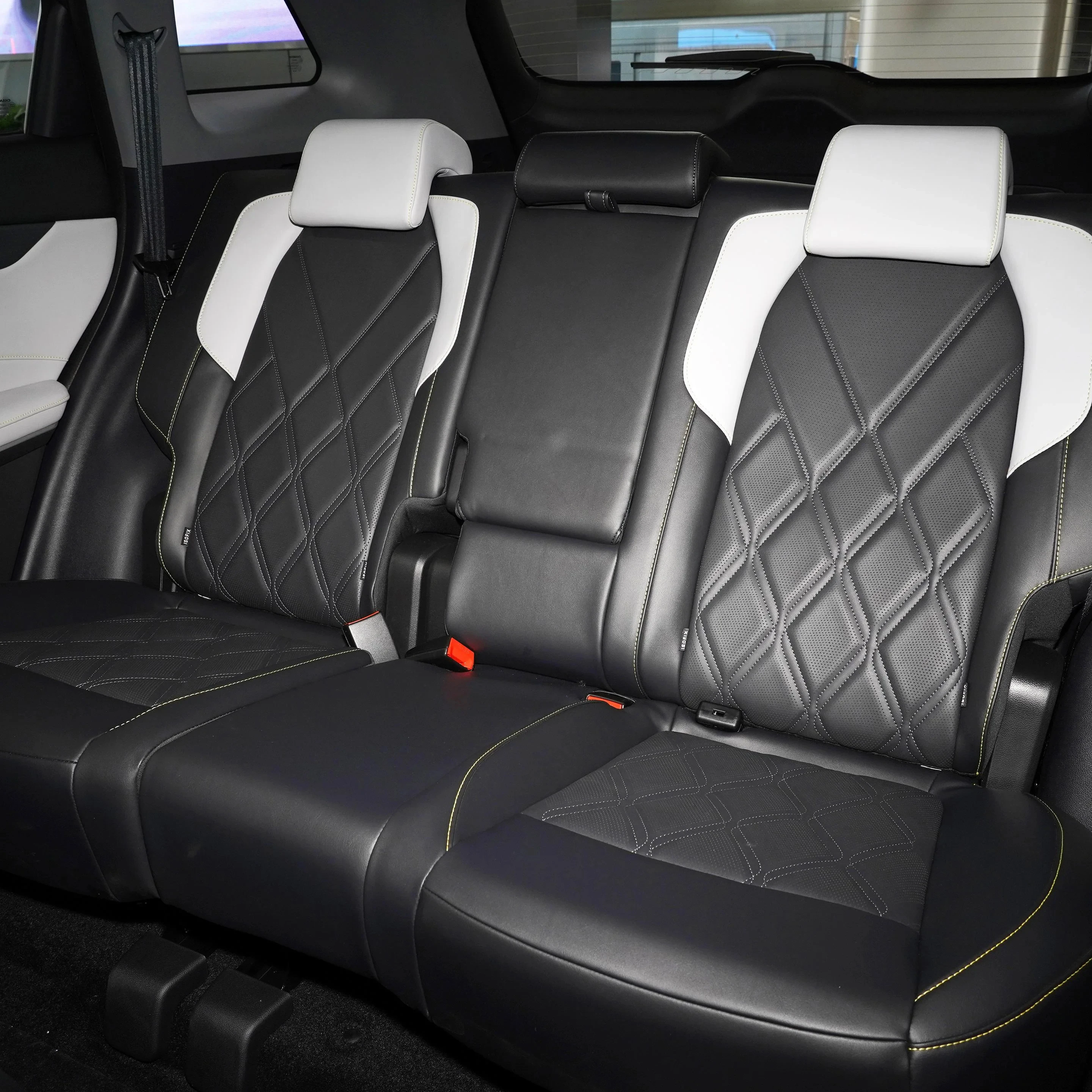 2023 Changan CS75 Plus Turbo Engine Leather Seats Automatic Gear Box New Windscreen Shade Multi-Function Wheel Trim ACC FWD