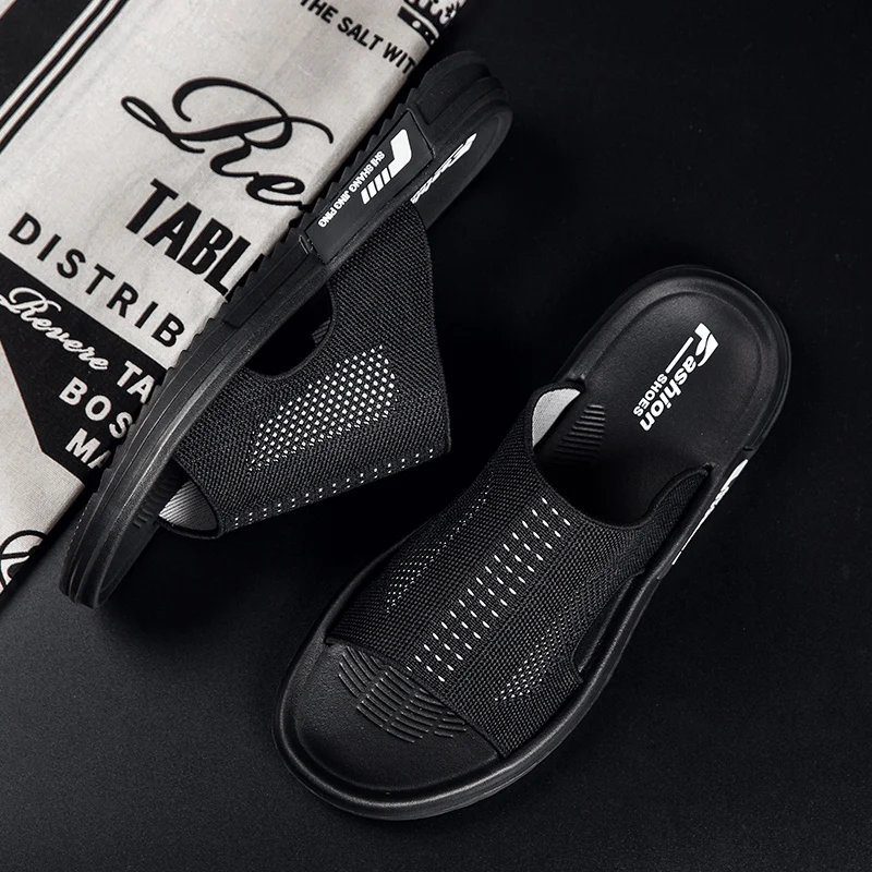 Wholesale New Style Flat Sandals Beach Flip Flop Rubber Slipper Mens Chappals Design