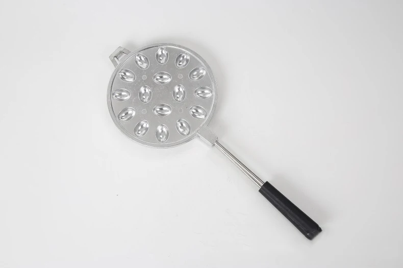 Manufacturer direct selling 16 hole cake mold Household baking mould DIY egg kitchen creative tools