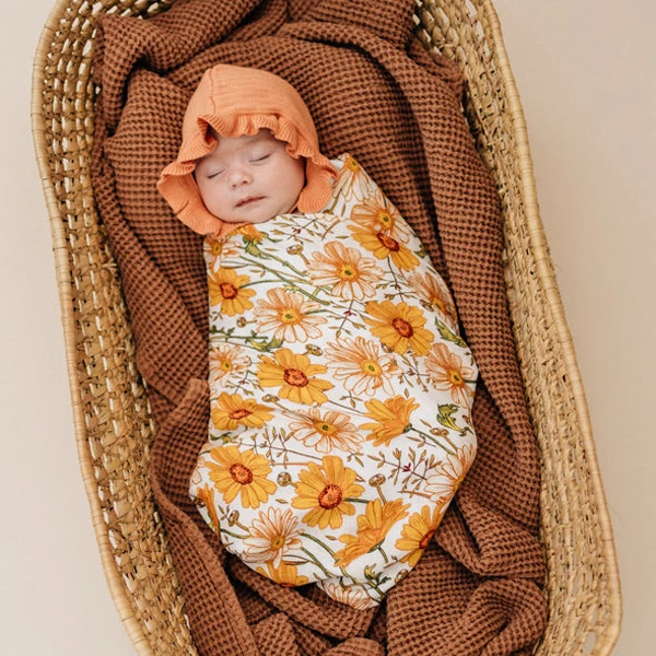 Custom New 2 Layers Printing Leaves Floral Organic Bamboo Cotton Baby Muslin Swaddle Wrap Receiving Blankets