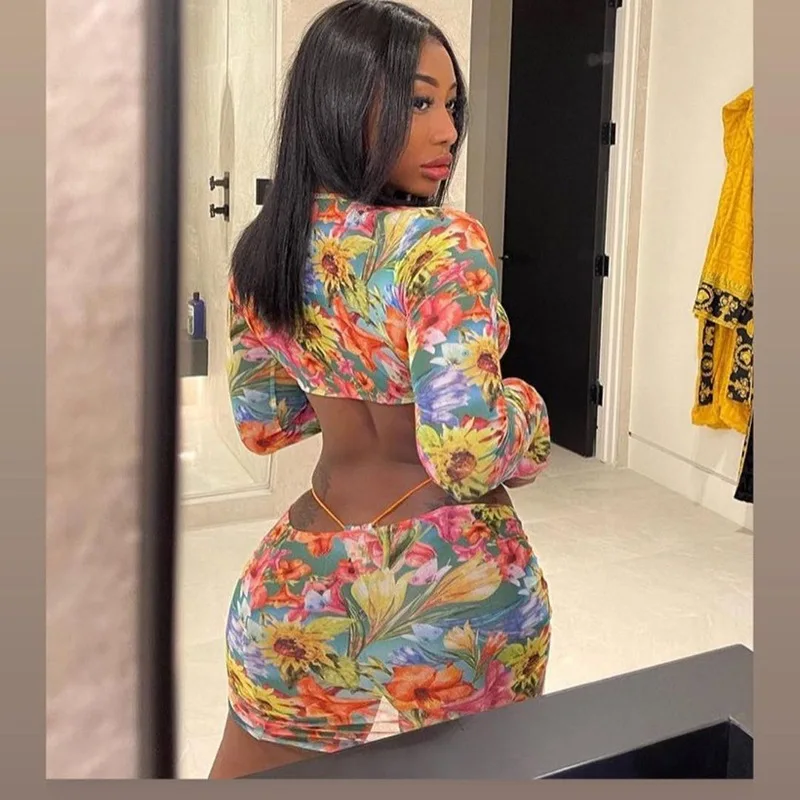 Wholesale 2021 new spring clothings floral mesh long sleeves crop top lace up skirt sets for women