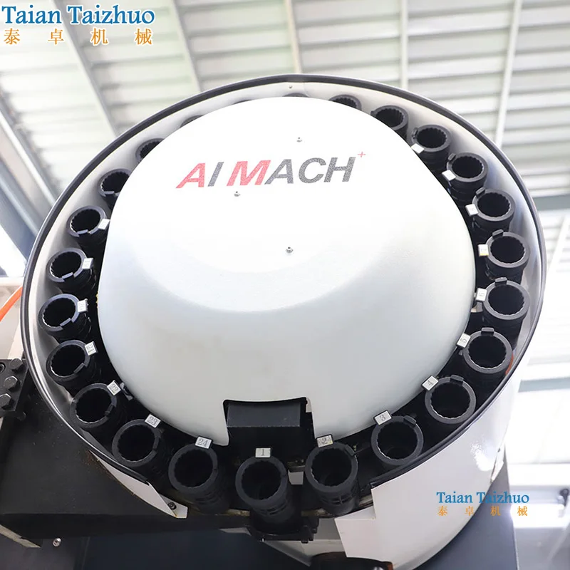 5 Axis CNC Milling Machine VMC1050 For Metal Processing