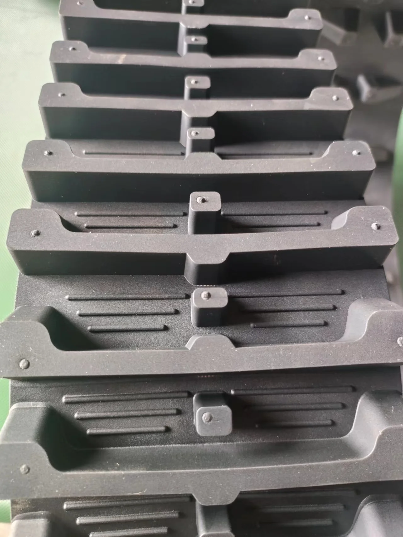 Supply Small Robot Rubber Tracks Construction Machinery Parts In Stock