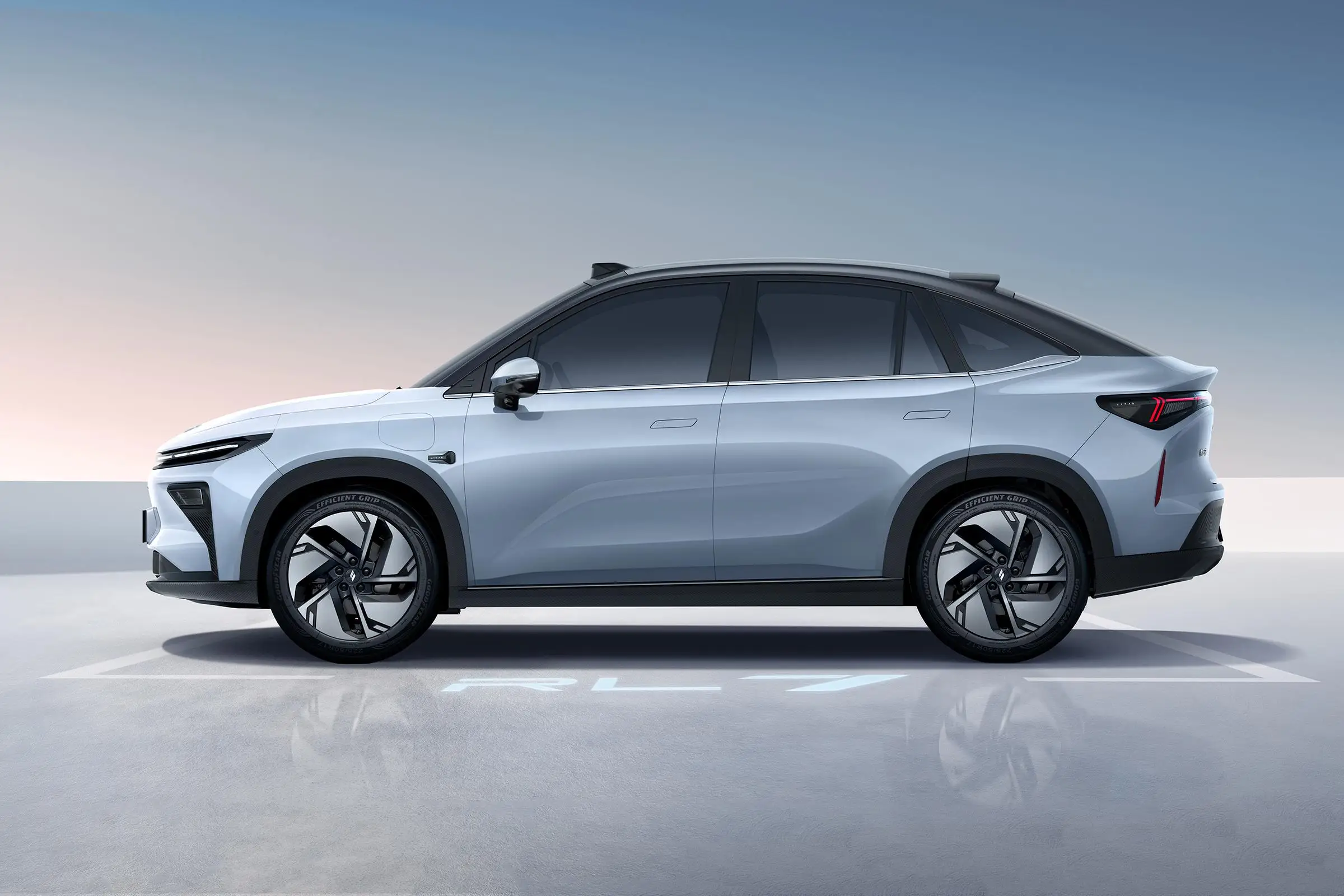Красивый внешний вид электромобиль Geely Livan 7 RUILAN 2023 Интеллектуальный заднеприводный автомобиль купе внедорожник Новая энергия