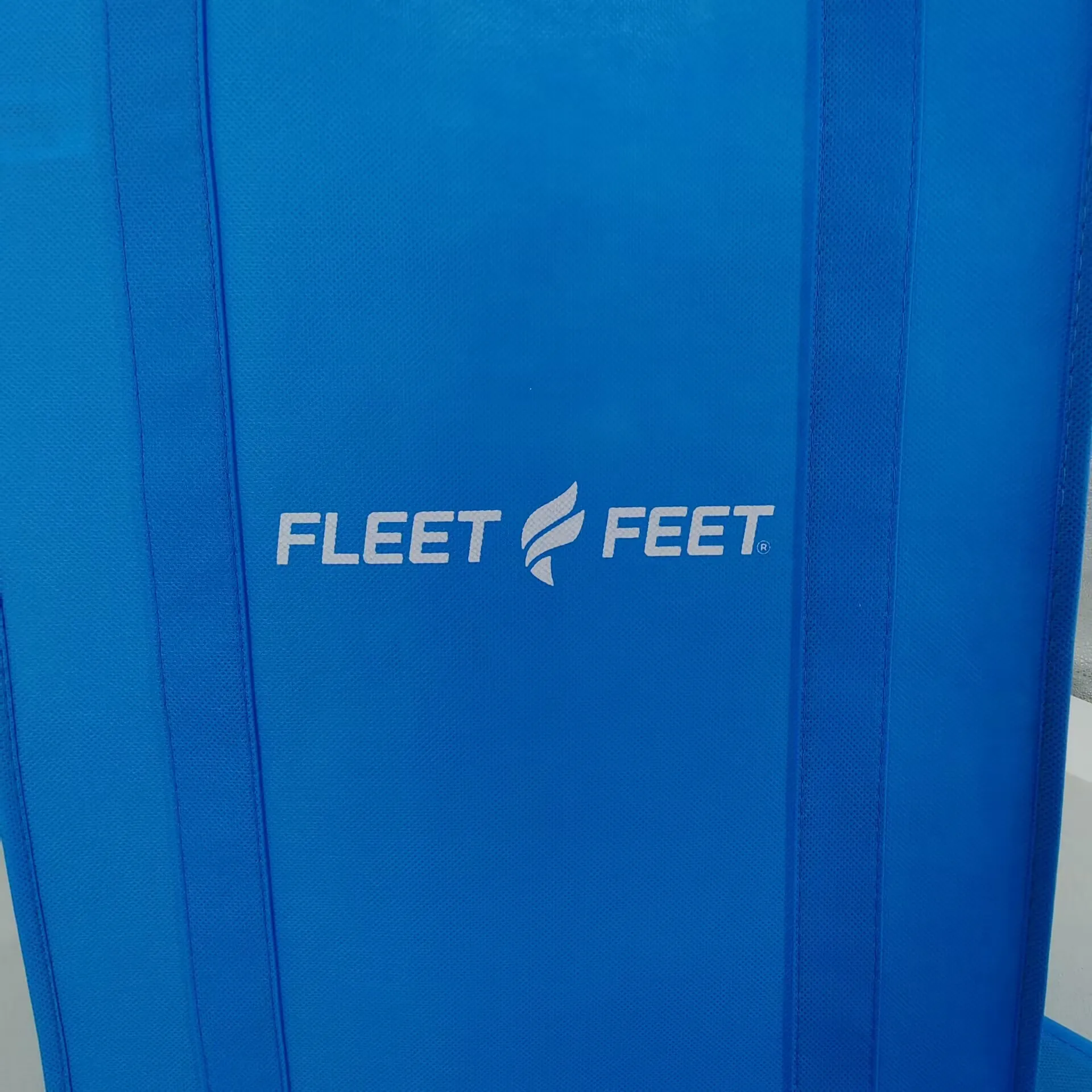 Custom large durable custom logo printed pp non woven fabric store grocery shopping bag with strong long handle