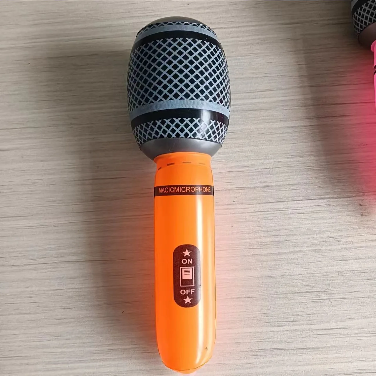 Customized Lightweight PVC Inflatable Microphones  Toy  for Outdoors Decompression and Relaxation