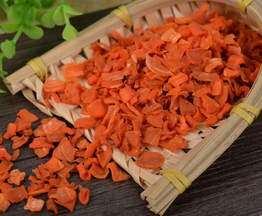 Organic Dehydrated carrot 10x10x2mm dried vegetable carrot flakes no sugar