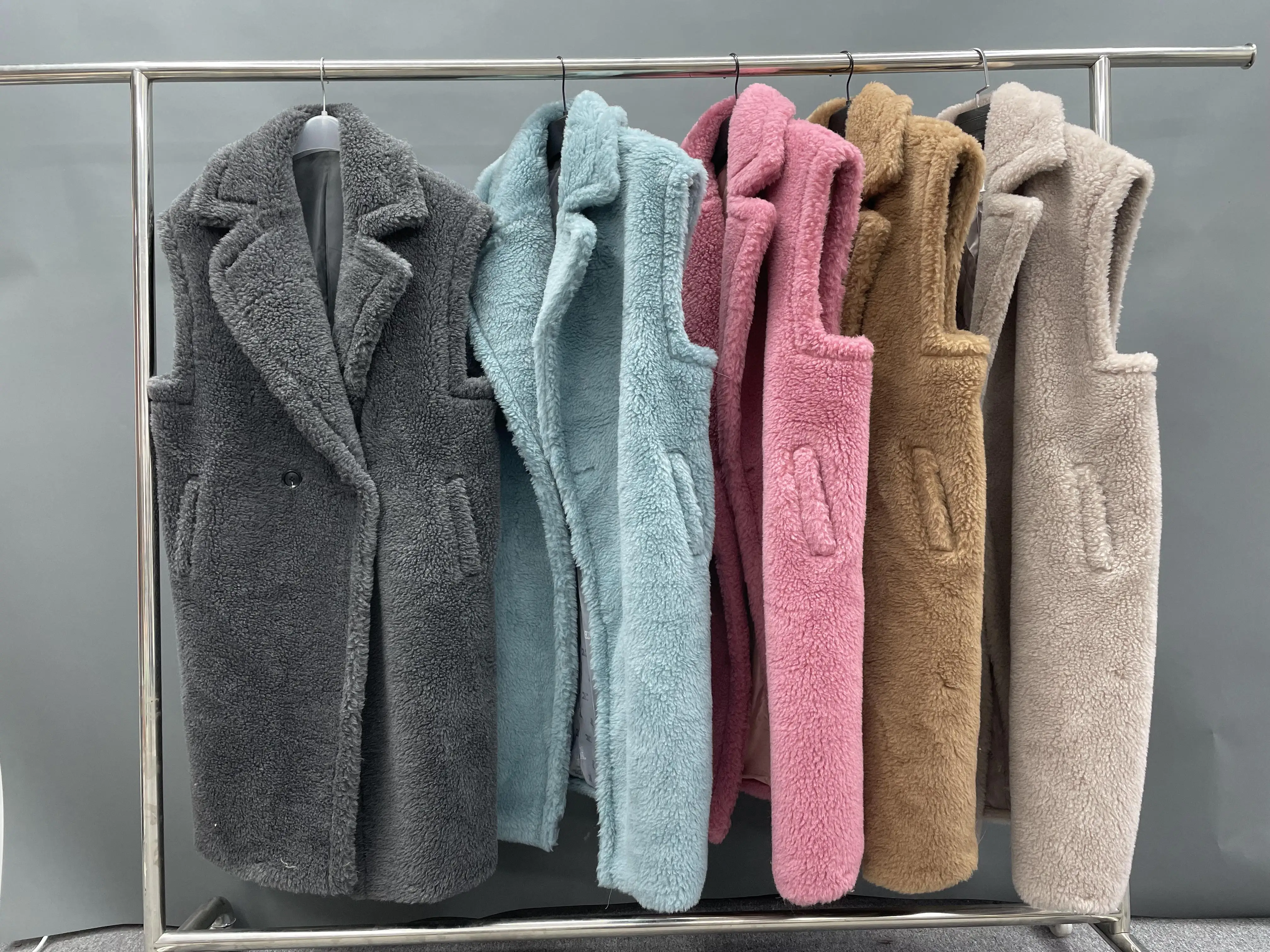 New design ladies winter thick teddy vest coat women oversize real sheep shearling vest