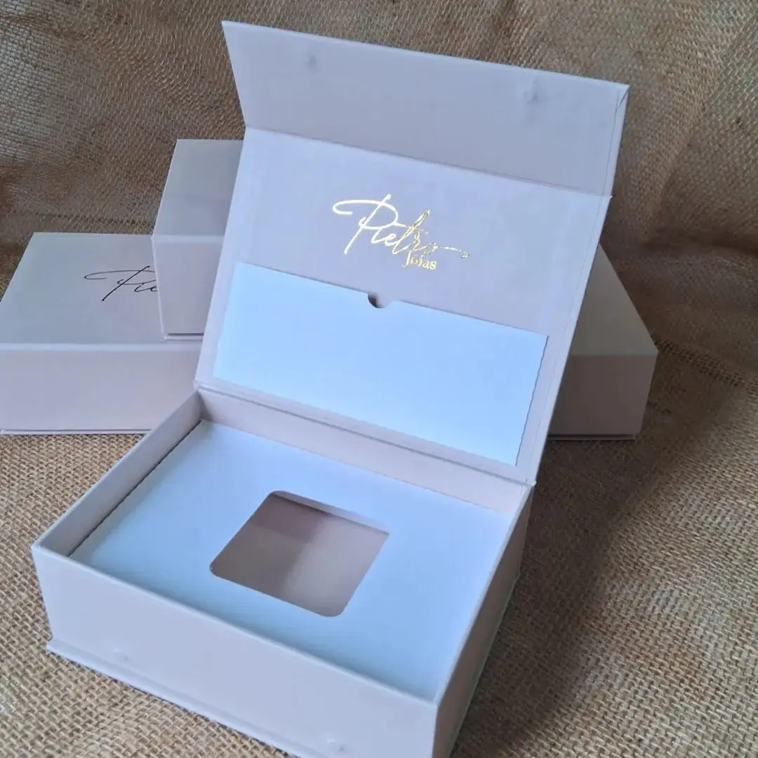 Custom Logo Made High Quality Small Quantity Recycled Cardboard Black White Watch Luxury Gift Packaging Paper Boxes With Pillow