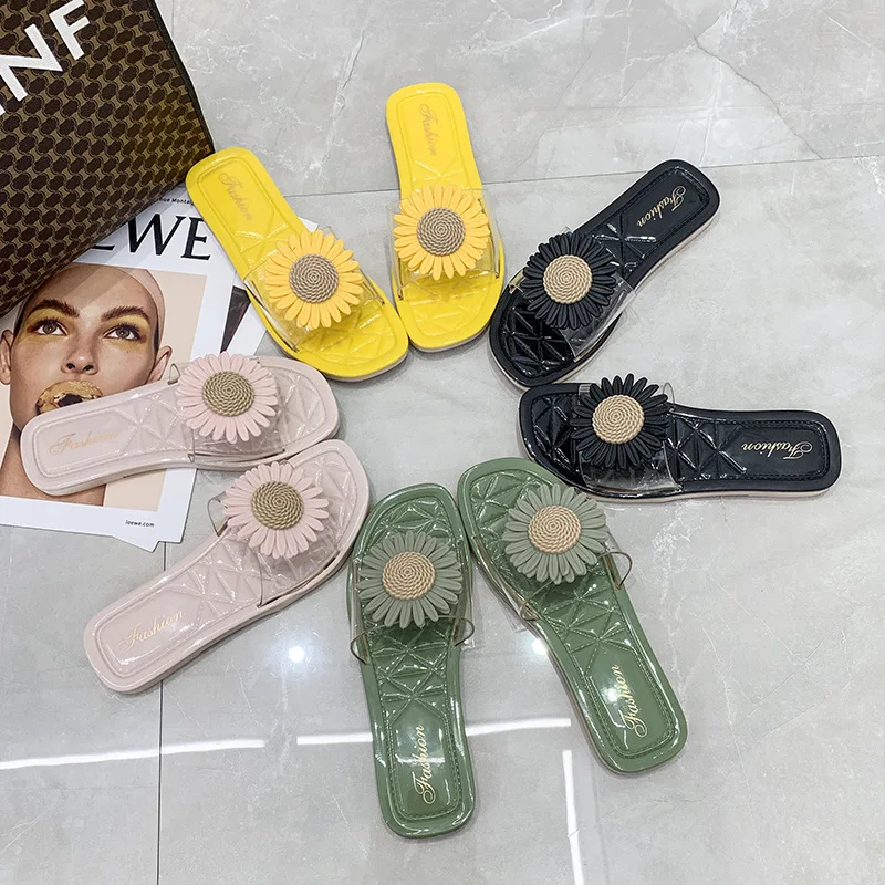 2021 New Ladies Flat Slippers Outdoor Jelly Shoes Casual Sandals  Beach Slippers Ladies Slipper Flat Sandals