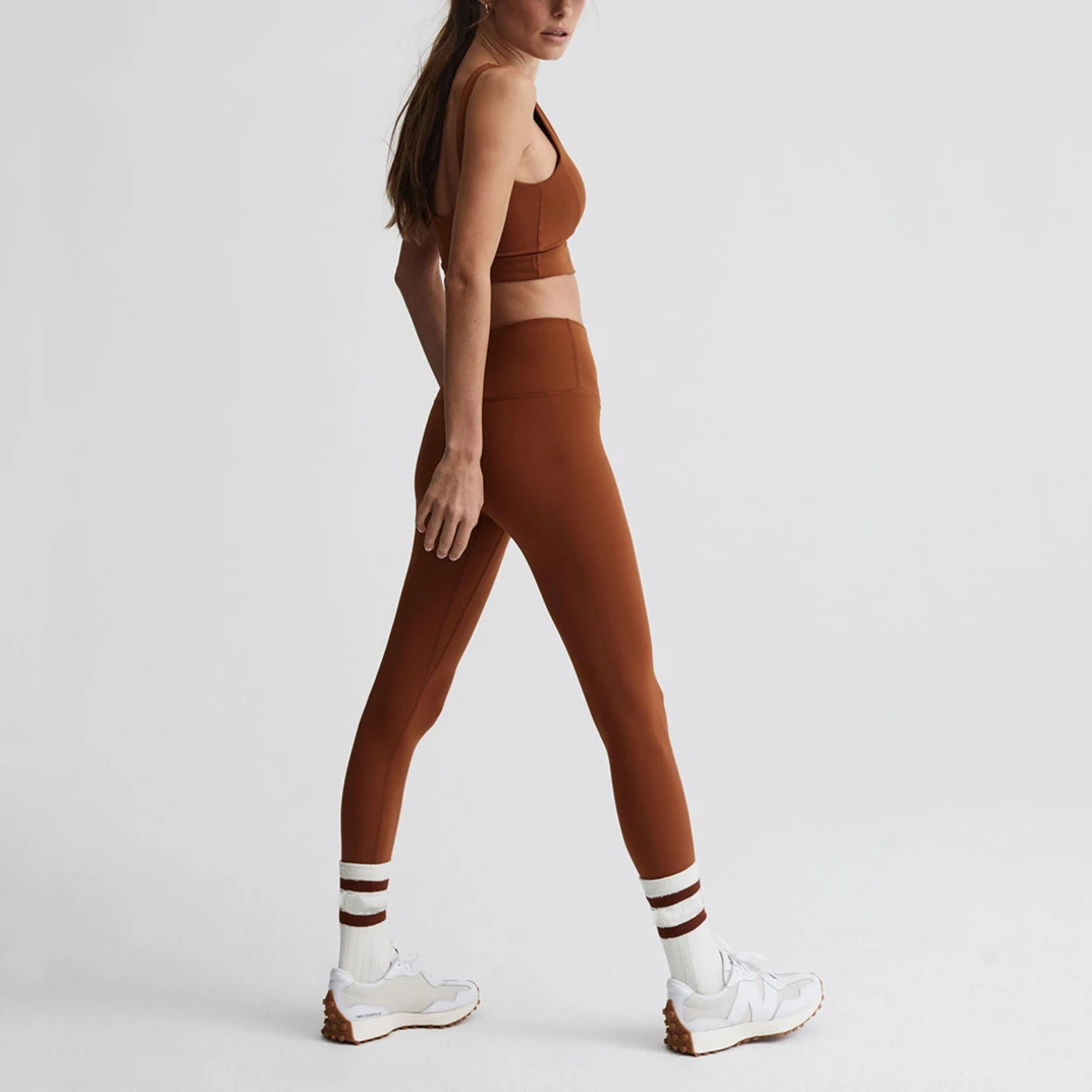 Wholesale Cute Fitting Running Yoga Outdoor Sportswear Women Clothing Active Wear Gym Fitness Sets