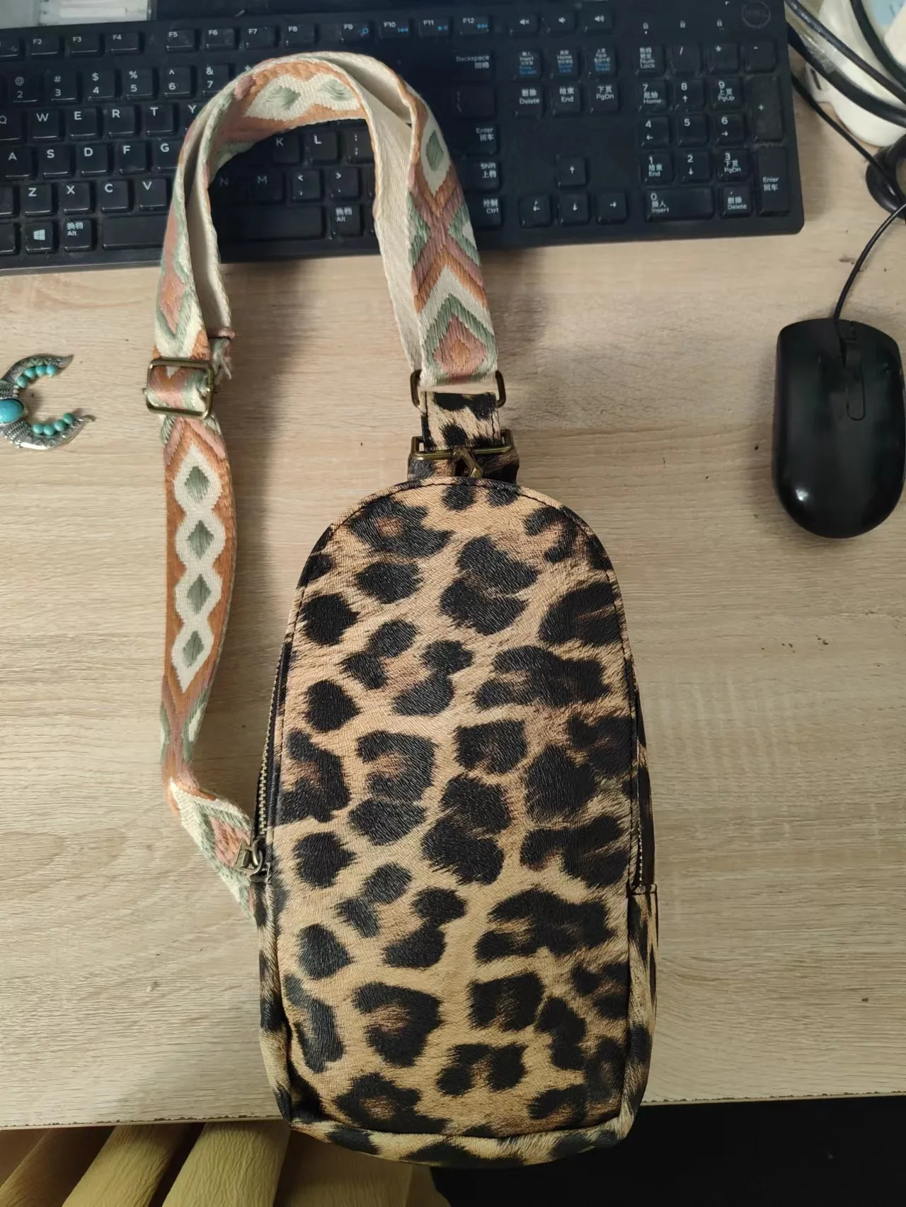 Portable Sun Floral Chest Bag Wholesale Leopard Bag Waterproof PU Leather Sling Bag Personalized Color