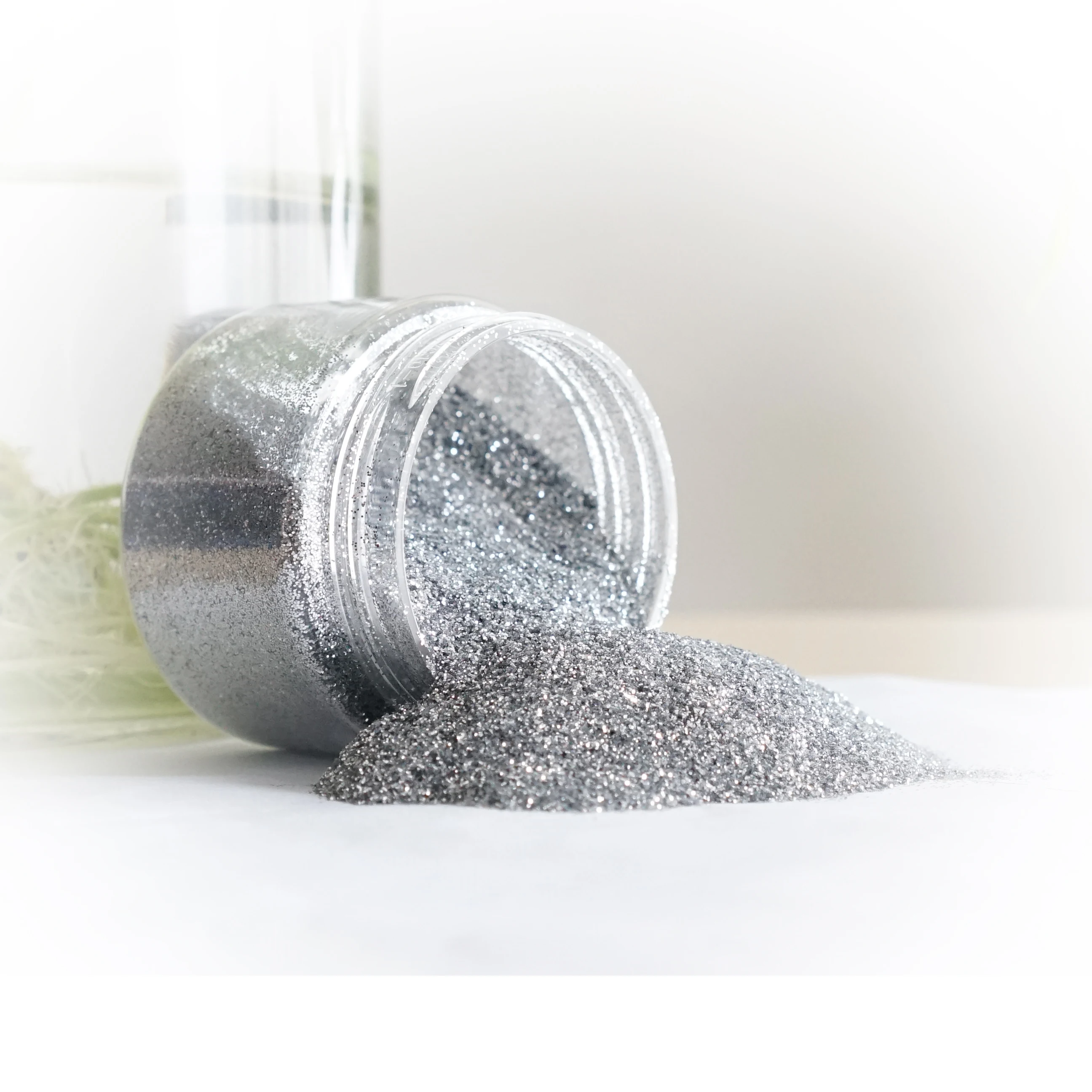 Bulk Wholesale PET Eco-friendly Fine Chunky Pure Silver Glitter Powder in Shaker For Craft Decorations Nail Art