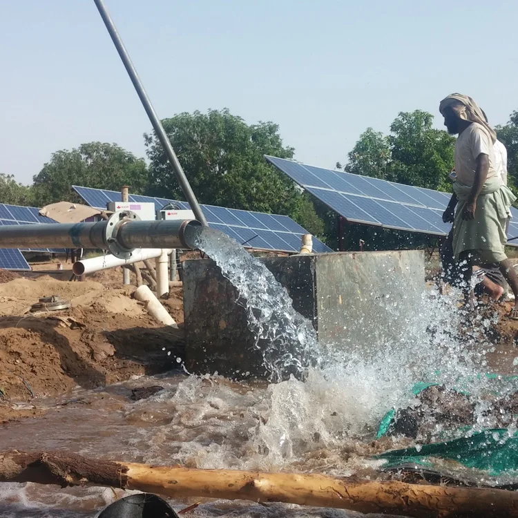 Gunes Enerjili Su Pompasi Bomba De Agua Submerslvel Solar Para Poco Profundo Com Painel Deep Well Submersible Water Pump