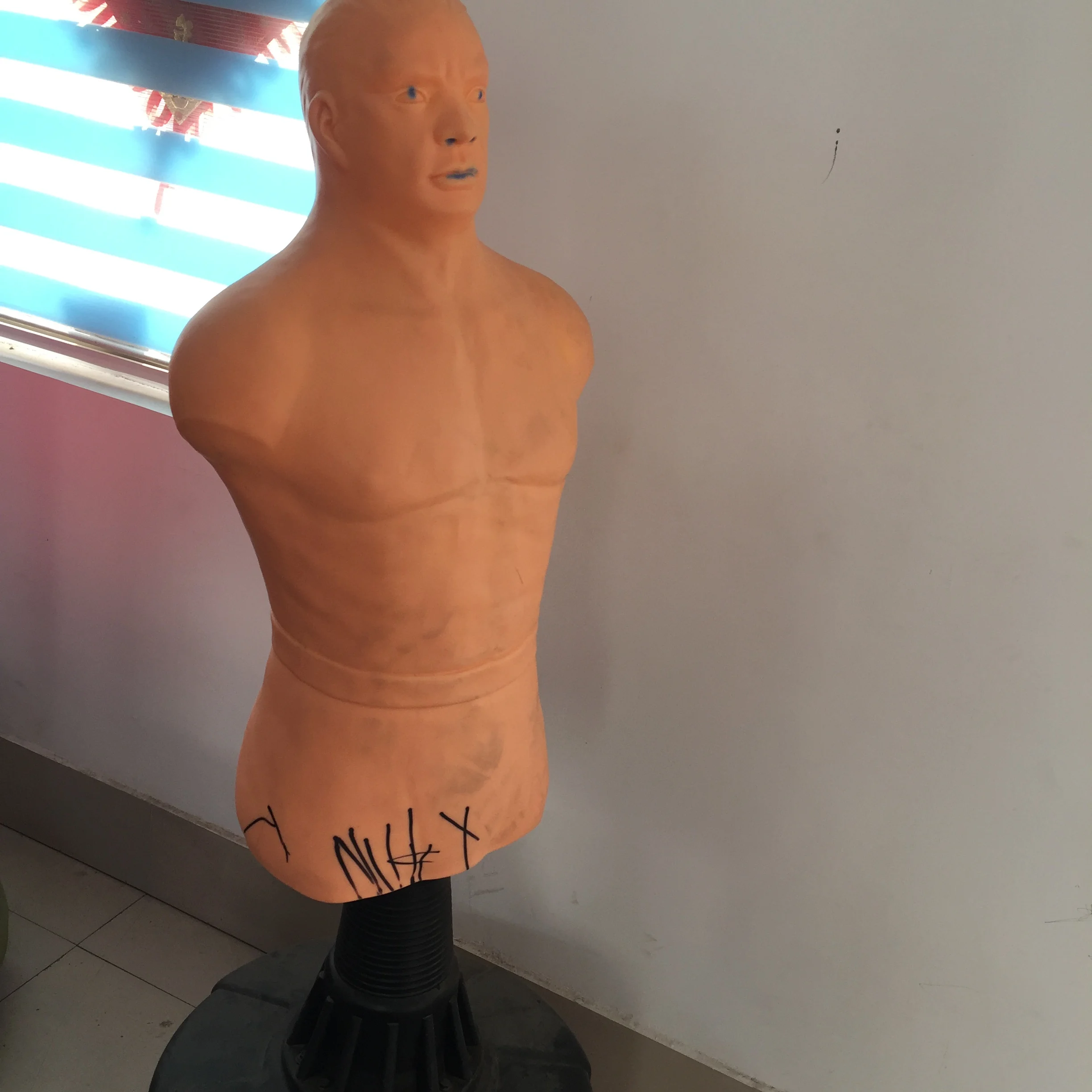 Standing type Punching Bag Boxing Training for MMA UFC Boxing dummy man