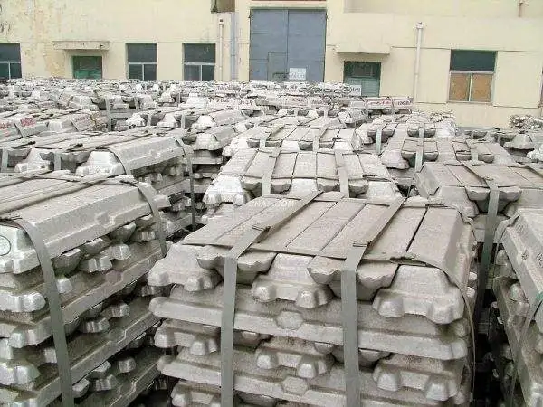 China trader low price aluminium ingot a7 99.7% and a8 99.8% scrap
