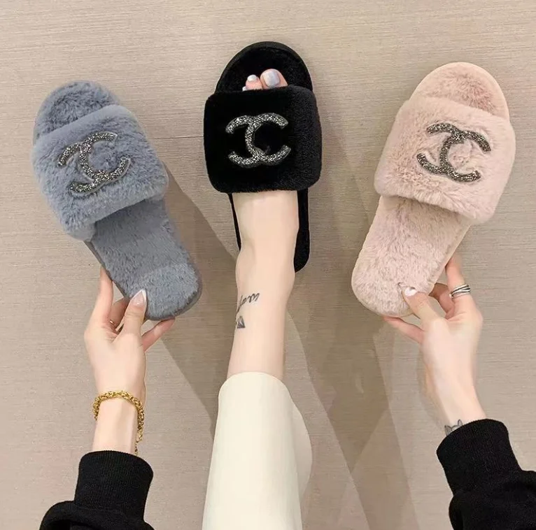 2022 Autumn Winter New Fashion Custom Plus Velvet Home Slippers Bright Diamond Flat Bottom Warm Cotton Thermal Fur Slippers
