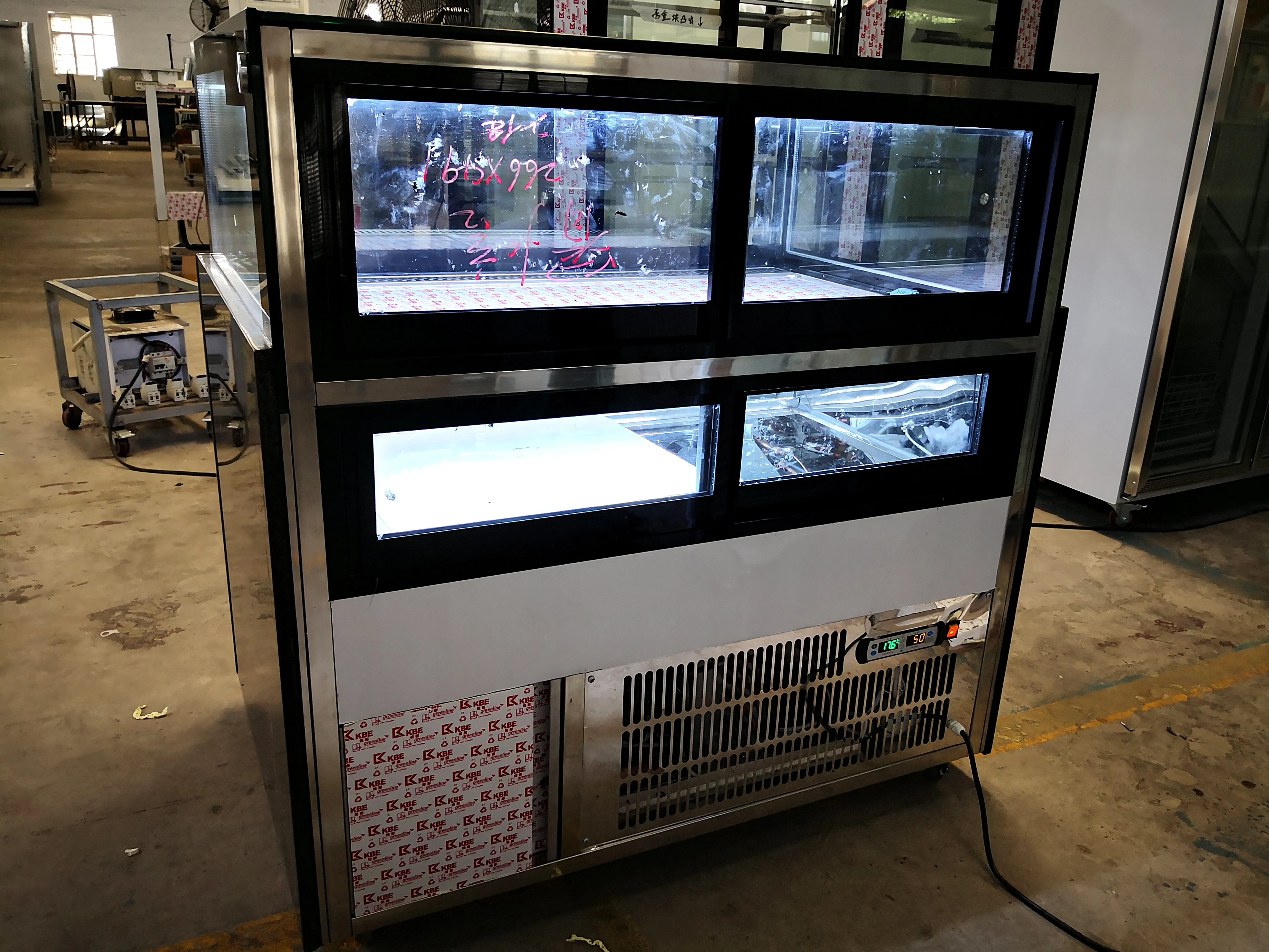 Refrigerated Chocolate Showcase / Chocolate Refrigerated Showcase