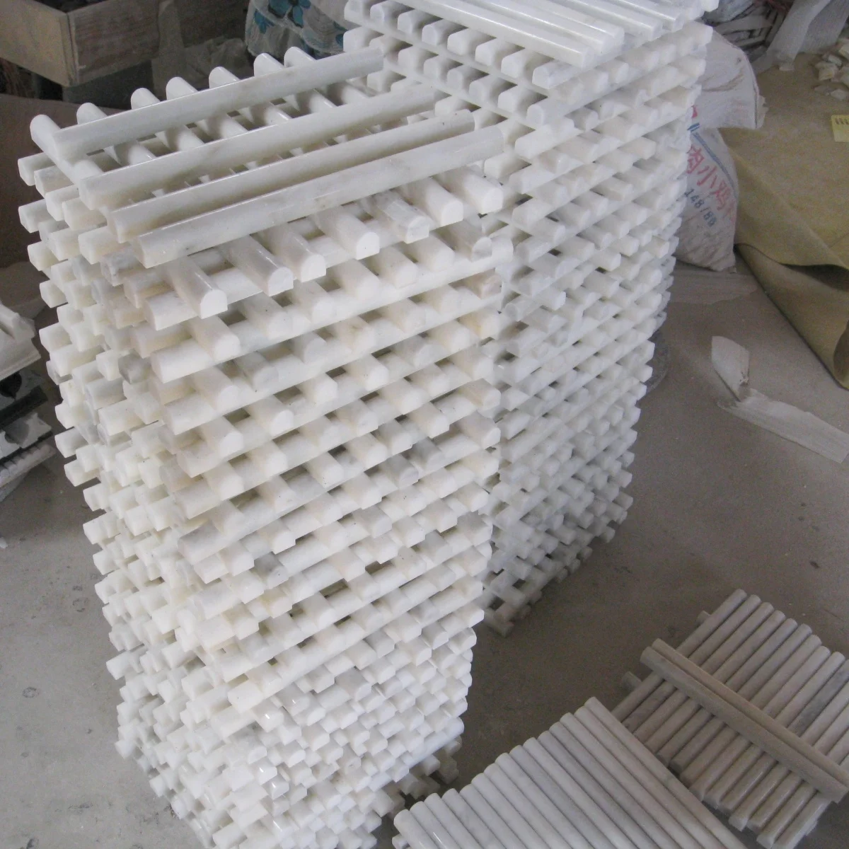 Fluted Marble Tiles Pencil White Marble Skirting Stone Shower Mosaic Wall Tiles