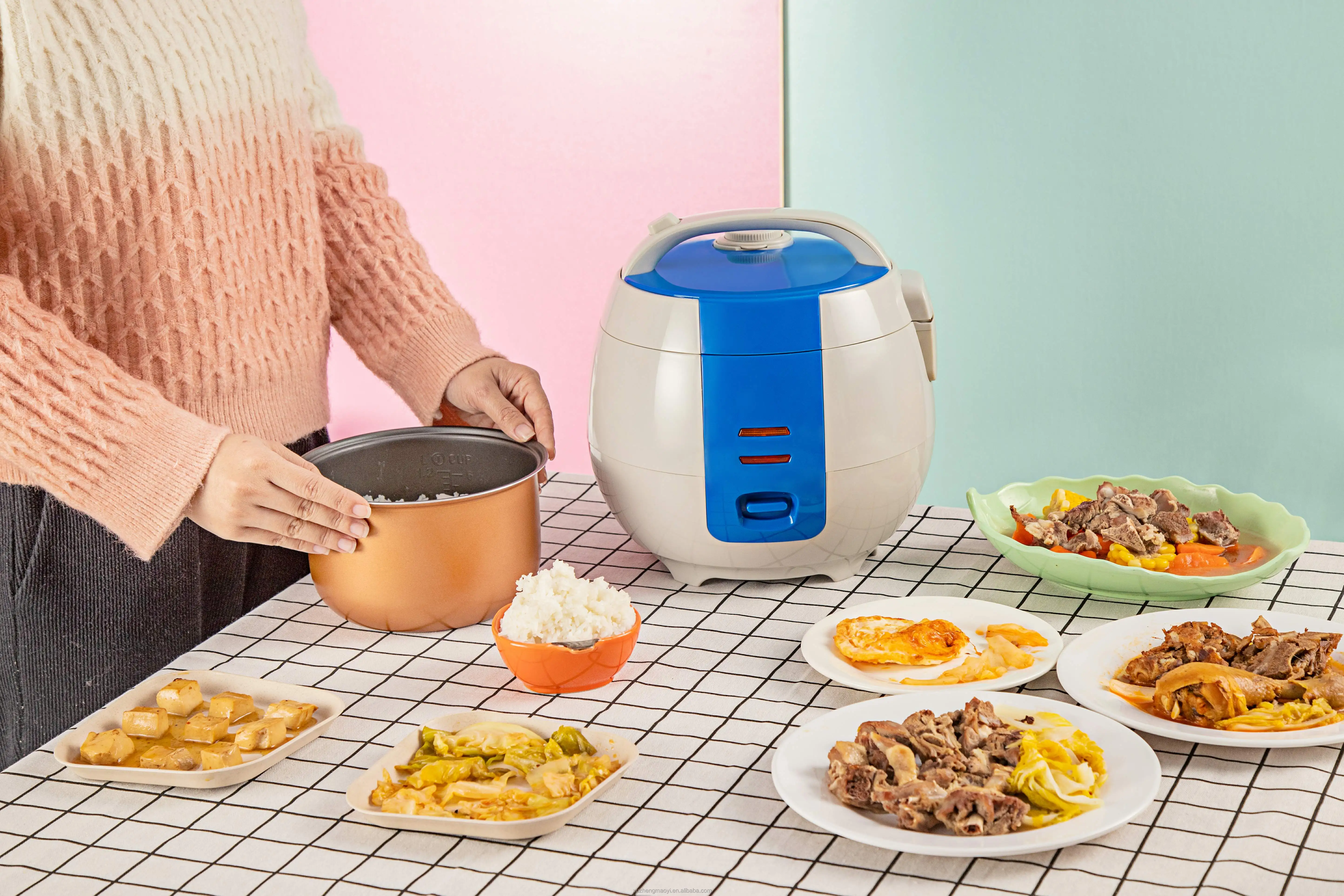 Fashion and popular design small  kitchen non-stick family size Cylinder shape Mini electric cooker 1.2L