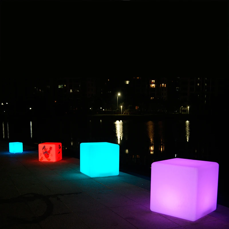PE Plastic LED Furniture Bar Light Glow Illuminated LED Cube Stool with Multi Color