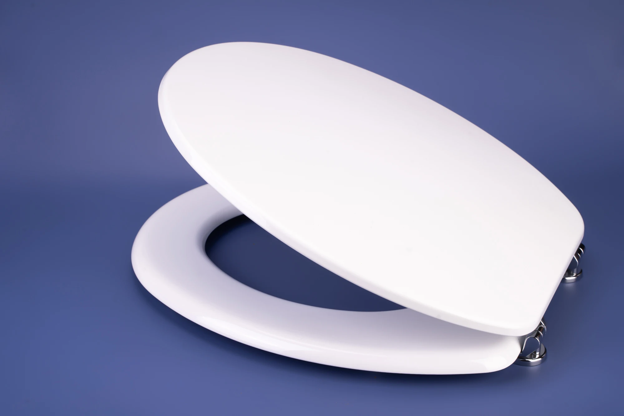 Modern 3D MDF Soft Close Hinges Sanitary Slim round round Wrap over Toilet Seat Cover for Home Bathroom Made of UF Urea Material