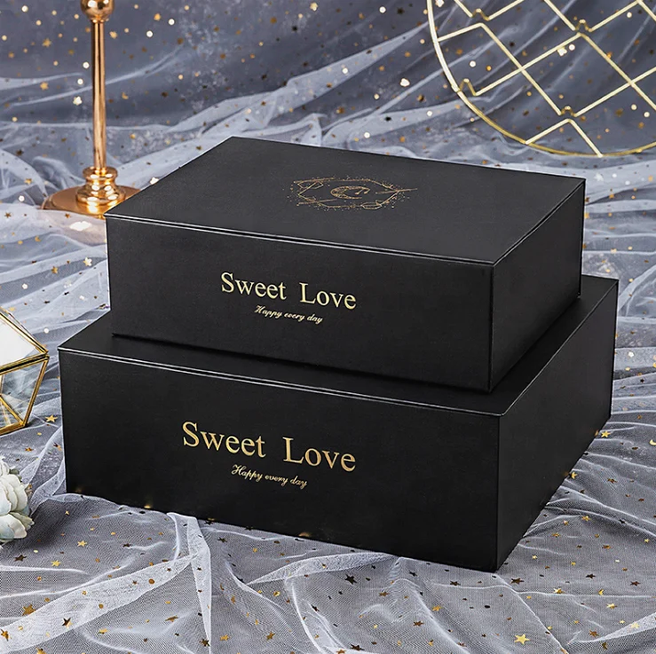 Custom Black Cardboard Hot Stamping Flip Magnet Closure Perfume Packaging Gift Box